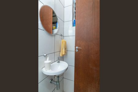 Casa à venda com 100m², 3 quartos e 1 vagaBanheiro Social