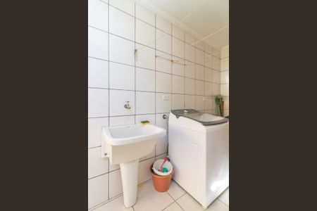 Casa à venda com 100m², 3 quartos e 1 vagaÁrea de Serviço