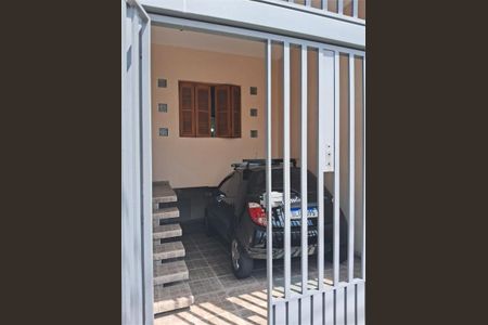 Casa à venda com 110m², 2 quartos e 2 vagas