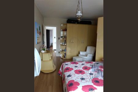 Casa à venda com 4 quartos, 131m² em Chácara Santo Antônio (Zona Sul), São Paulo