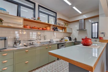 Casa à venda com 3 quartos, 150m² em Granja Julieta, São Paulo