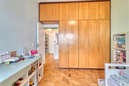 Casa à venda com 3 quartos, 150m² em Granja Julieta, São Paulo