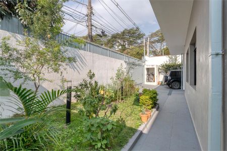 Casa à venda com 3 quartos, 150m² em Granja Julieta, São Paulo