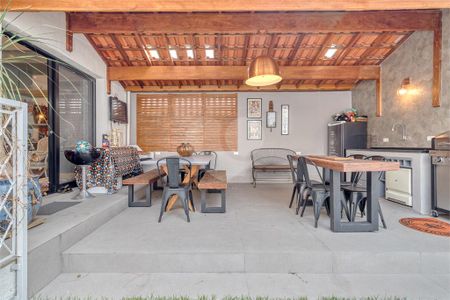 Casa à venda com 3 quartos, 150m² em Granja Julieta, São Paulo