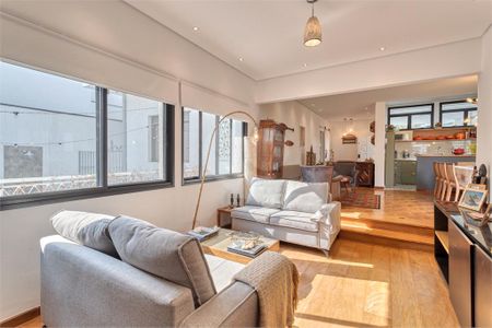 Casa à venda com 3 quartos, 150m² em Granja Julieta, São Paulo