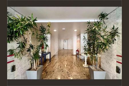 Apartamento à venda com 131m², 3 quartos e sem vaga