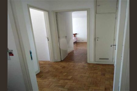 Apartamento à venda com 131m², 3 quartos e sem vaga