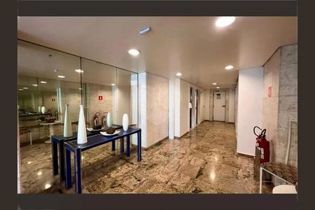 Apartamento à venda com 131m², 3 quartos e sem vaga