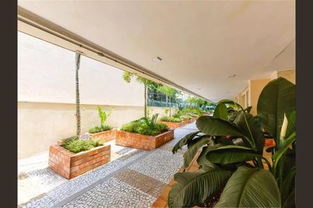 Apartamento à venda com 131m², 3 quartos e sem vaga