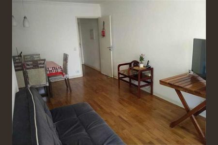 Apartamento à venda com 131m², 3 quartos e sem vaga