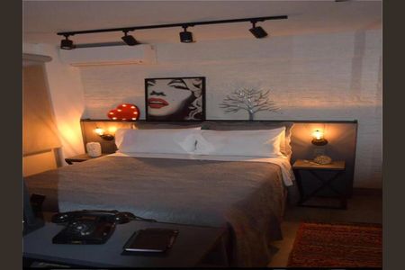 Apartamento à venda com 32m², 1 quarto e 1 vaga