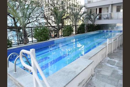 Apartamento à venda com 32m², 1 quarto e 1 vaga