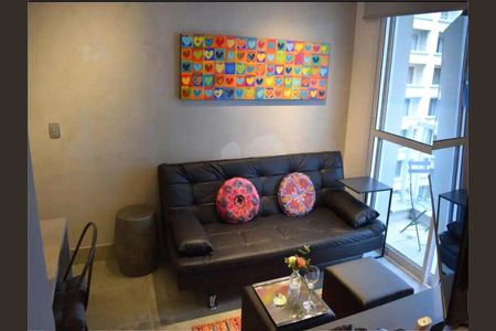 Apartamento à venda com 32m², 1 quarto e 1 vaga