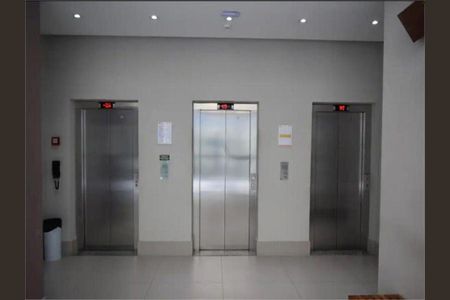 Apartamento à venda com 32m², 1 quarto e 1 vaga