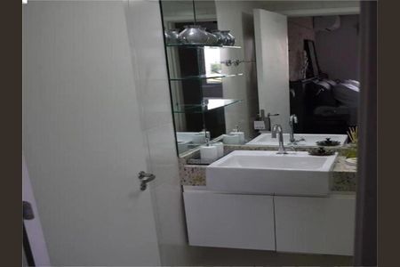 Apartamento à venda com 32m², 1 quarto e 1 vaga