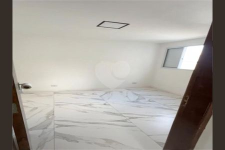 Apartamento à venda com 42m², 2 quartos e sem vaga