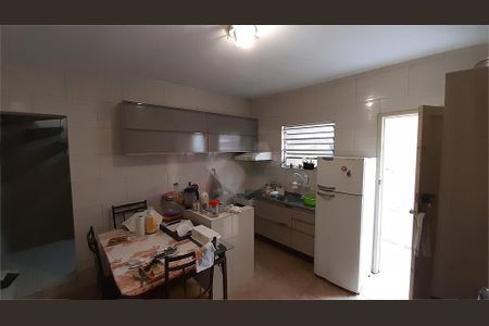 Casa à venda com 99m², 3 quartos e 1 vaga