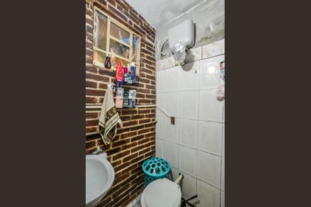 Casa para alugar com 236m², 3 quartos e 2 vagas Casa para alugar com 236m², 3 quartos e 2 vagasBanheiro de serviço