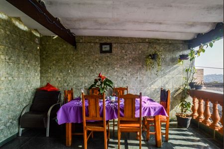 Casa para alugar com 236m², 3 quartos e 2 vagas Casa para alugar com 236m², 3 quartos e 2 vagasVaranda da Sala