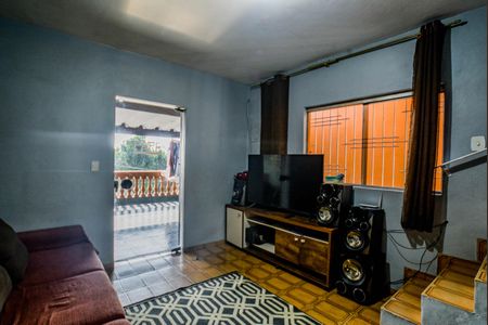 Casa para alugar com 236m², 3 quartos e 2 vagas Casa para alugar com 236m², 3 quartos e 2 vagasSala