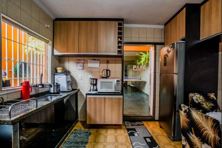 Casa para alugar com 236m², 3 quartos e 2 vagas Casa para alugar com 236m², 3 quartos e 2 vagasCozinha