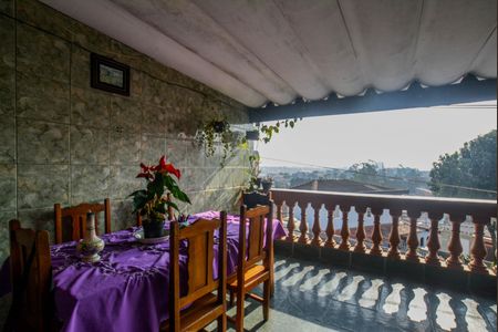 Casa para alugar com 236m², 3 quartos e 2 vagas Casa para alugar com 236m², 3 quartos e 2 vagasVaranda da Sala