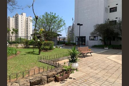 Apartamento à venda com 77m², 3 quartos e 2 vagas