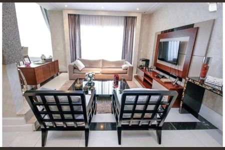 Casa à venda com 790m², 6 quartos e 9 vagas