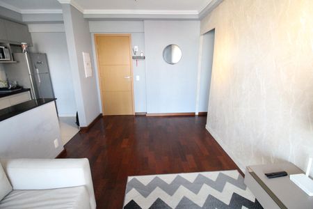 Apartamento para alugar com 68m², 2 quartos e 1 vagaSala