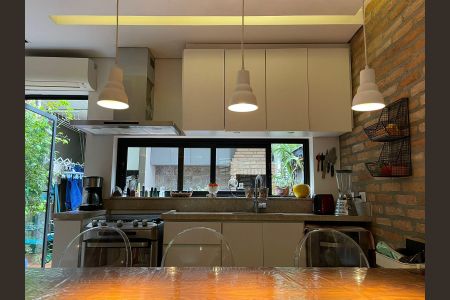 Casa de condomínio à venda com 90m², 2 quartos e 2 vagas Casa de condomínio à venda com 90m², 2 quartos e 2 vagasCozinha