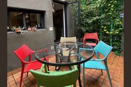 Casa de condomínio à venda com 90m², 2 quartos e 2 vagas Casa de condomínio à venda com 90m², 2 quartos e 2 vagasVaranda gourmet