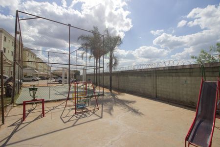 Apartamento à venda com 50m², 2 quartos e 1 vaga Apartamento à venda com 50m², 2 quartos e 1 vagaÁrea comum - Playground