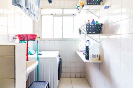 Apartamento para alugar com 47m², 2 quartos e 1 vagaÁrea de Serviço