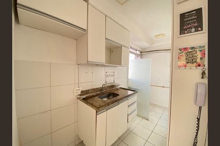Apartamento à venda com 44m², 2 quartos e 1 vaga Apartamento à venda com 44m², 2 quartos e 1 vagaCozinha
