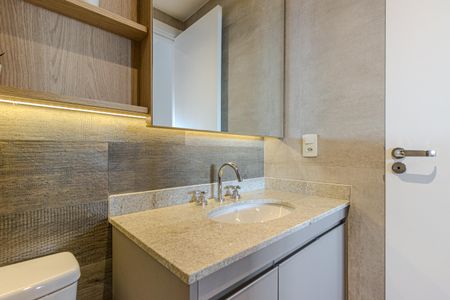 Apartamento para alugar com 71m², 2 quartos e 1 vagaBanheiro