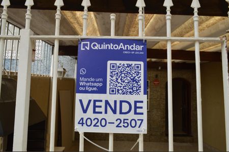 Casa à venda com 106m², 2 quartos e 2 vagasPlaquinha