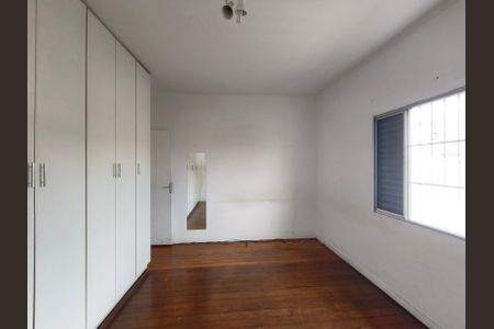 Casa à venda com 106m², 2 quartos e 2 vagas Casa à venda com 106m², 2 quartos e 2 vagasQuarto