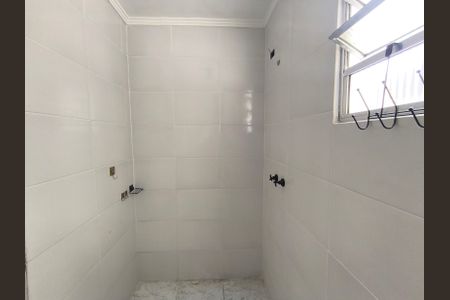 Casa à venda com 106m², 2 quartos e 2 vagas Casa à venda com 106m², 2 quartos e 2 vagasBanheiro da Suíte 2