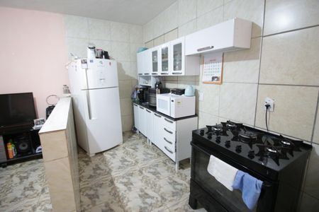 Casa à venda com 392m², 4 quartos e 3 vagasEdícula - Sala e cozinha