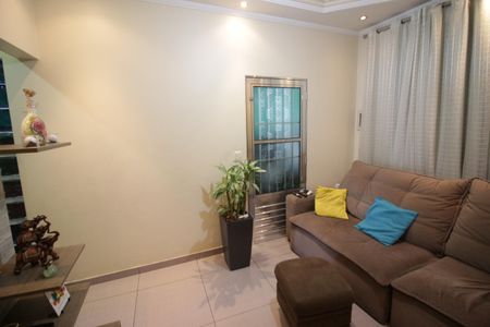 Casa à venda com 392m², 4 quartos e 3 vagasSala