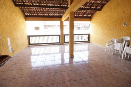 Casa à venda com 392m², 4 quartos e 3 vagasChurrasqueira