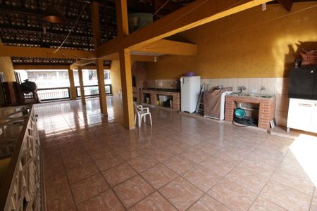 Casa à venda com 392m², 4 quartos e 3 vagasÁrea de Serviço