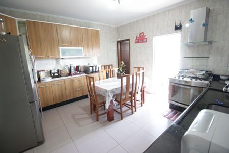 Casa à venda com 392m², 4 quartos e 3 vagasCozinha