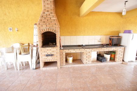 Casa à venda com 392m², 4 quartos e 3 vagasChurrasqueira