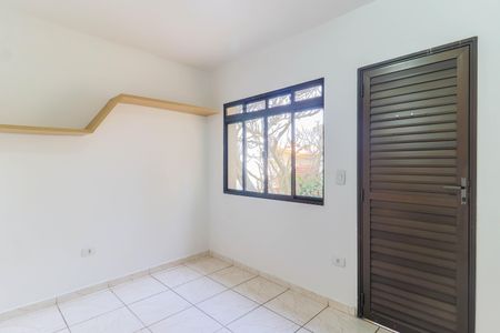 Casa à venda com 150m², 3 quartos e 1 vaga Casa à venda com 150m², 3 quartos e 1 vagaEscritório
