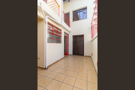 Casa à venda com 150m², 3 quartos e 1 vaga Casa à venda com 150m², 3 quartos e 1 vagaQuintal