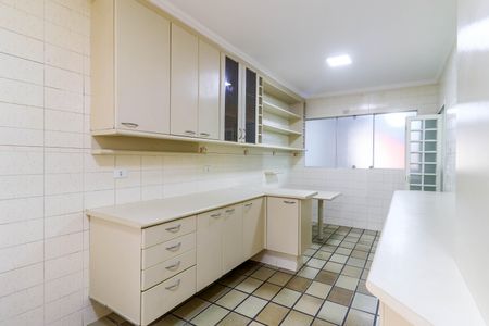 Casa à venda com 150m², 3 quartos e 1 vaga Casa à venda com 150m², 3 quartos e 1 vagaCozinha