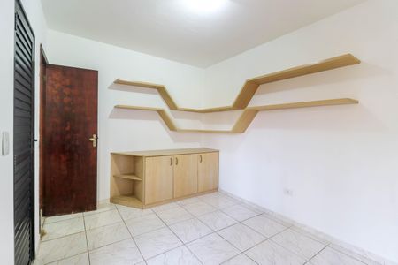 Casa à venda com 150m², 3 quartos e 1 vaga Casa à venda com 150m², 3 quartos e 1 vagaEscritório