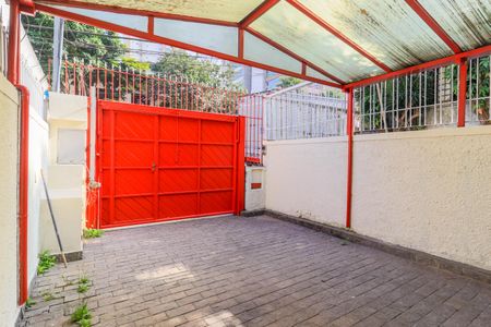 Casa à venda com 150m², 3 quartos e 1 vaga Casa à venda com 150m², 3 quartos e 1 vagaGaragem