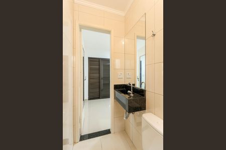 Casa à venda com 150m², 3 quartos e 1 vaga Casa à venda com 150m², 3 quartos e 1 vagaBanheiro da Suíte